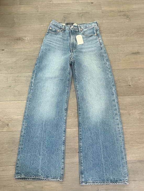 Levi's Denim - Levi’s Wide Leg Light Blue Women's Jeans